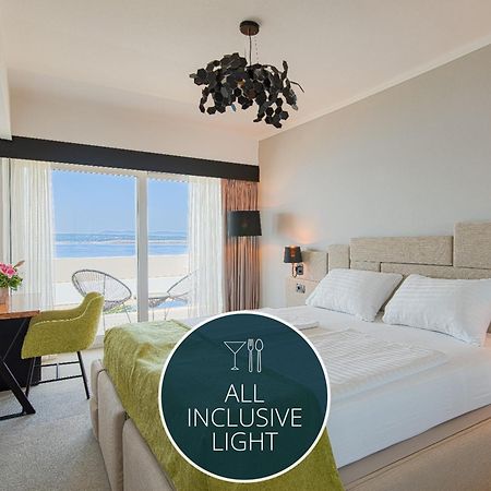 Hotel Omorika Crikvenica Bagian luar foto