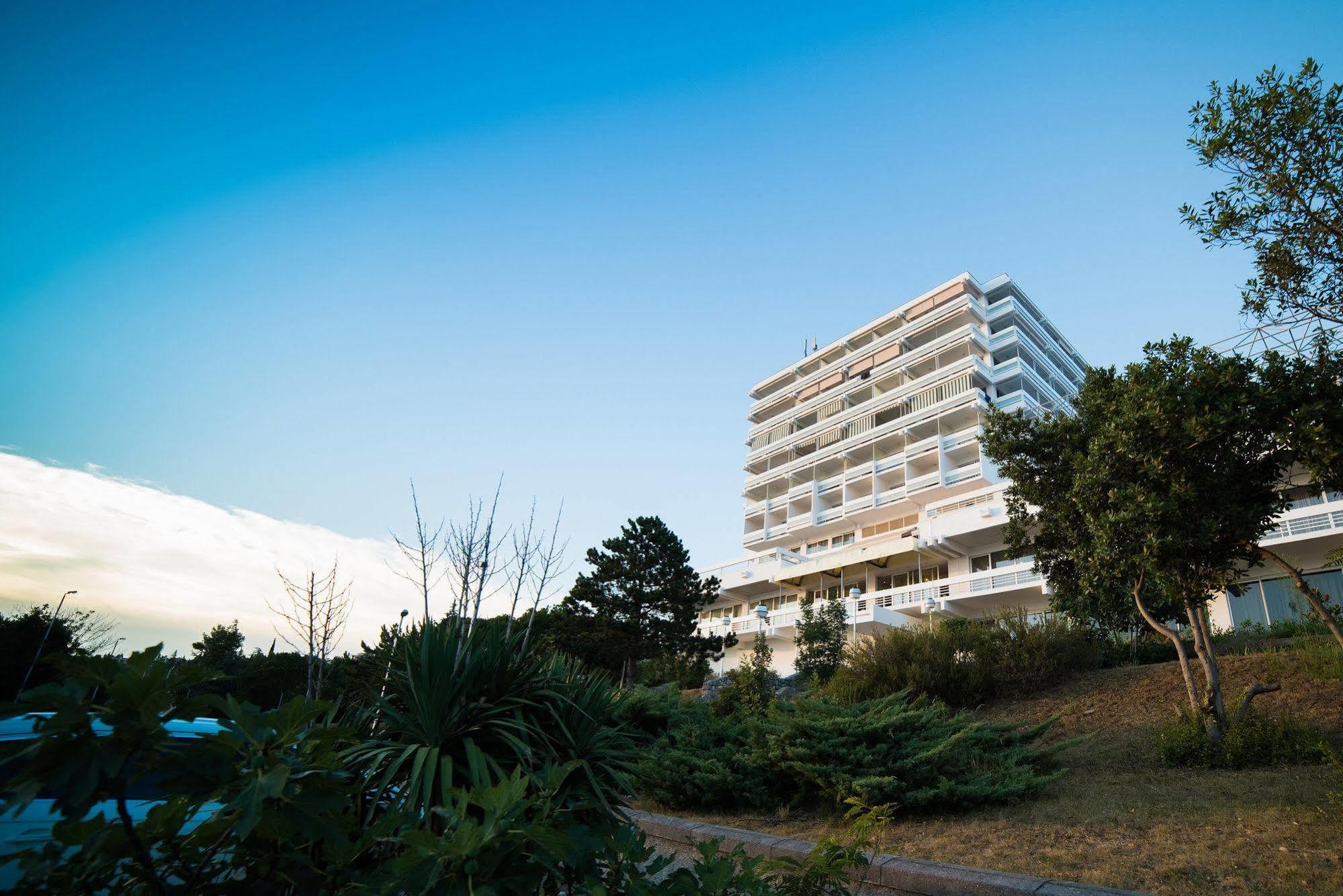 Hotel Omorika Crikvenica Bagian luar foto